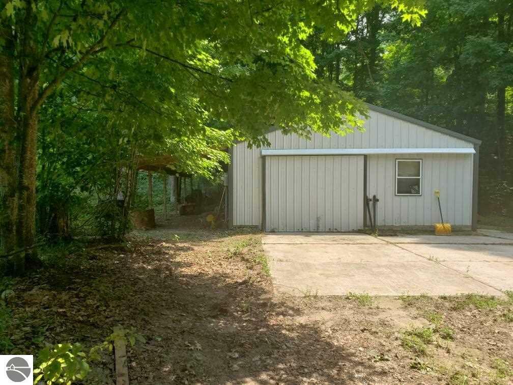 Property Photo:  1719 Sharkey Road  MI 49696 