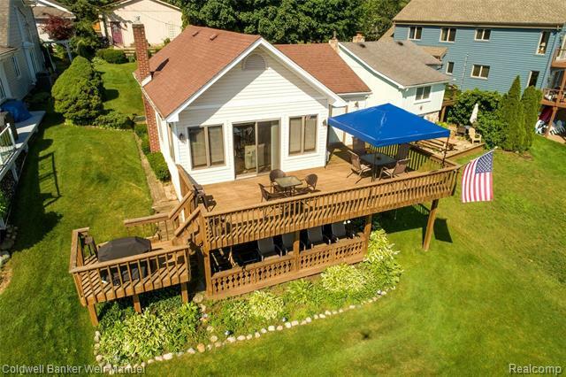 Property Photo: 4412 Lamson Dr MI 48329