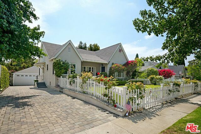 Property Photo: 2127 Benecia Ave CA 90025