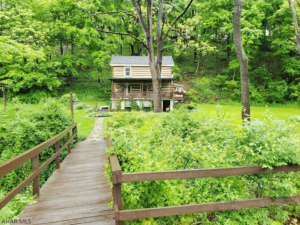 Property Photo: 108 Log House Lane PA 15550