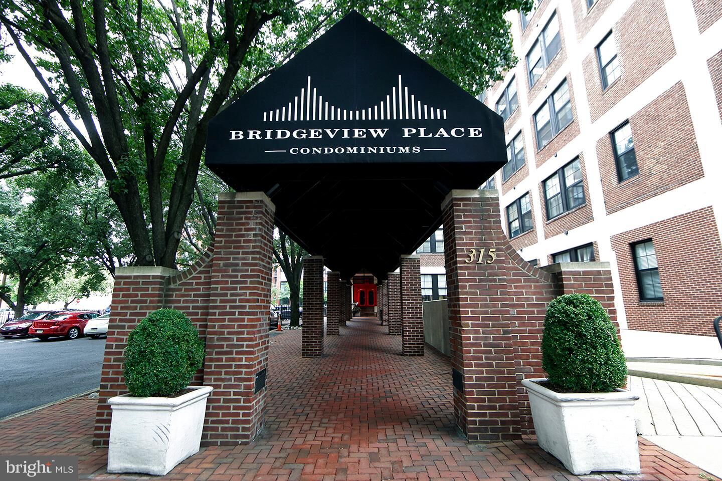 Property Photo: 315 New Street 122 PA 19106