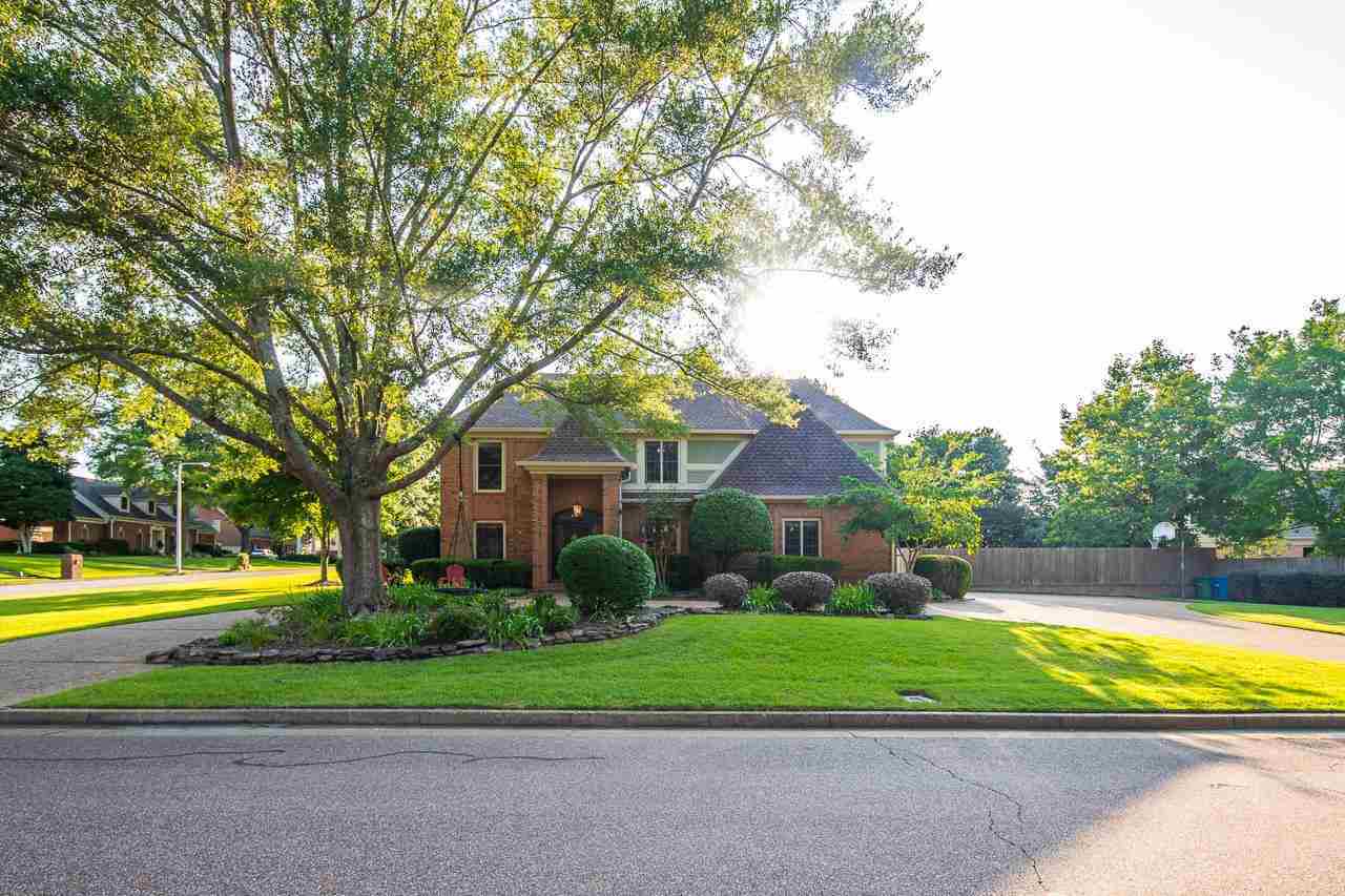 2215 Spring Hollow Ln  Germantown TN 38139 photo