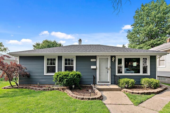 3528 Madison Street  Lansing IL 60438 photo