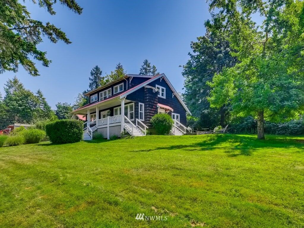 Property Photo:  6702 Sunset View Drive NW  WA 98332 