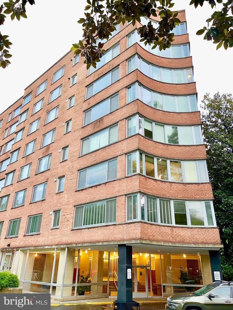 Property Photo:  4200 Cathedral Avenue NW 519  DC 20016 