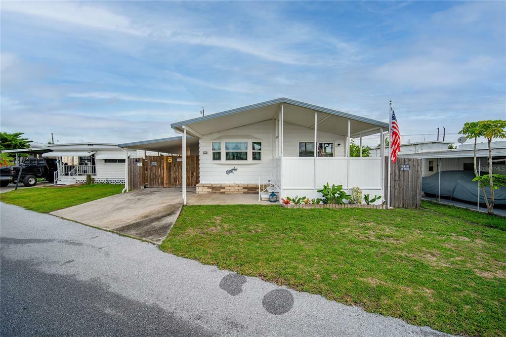 Property Photo:  315 51st Avenue Drive W  FL 34207 