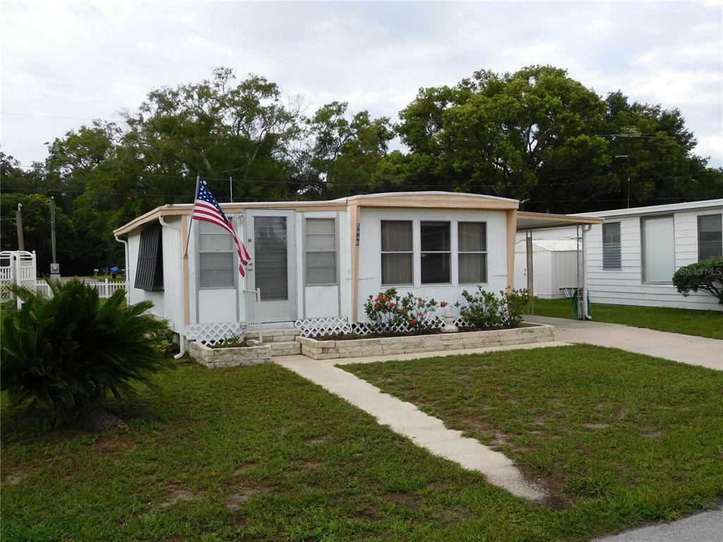 Property Photo: 5646 Ashen Avenue FL 34652