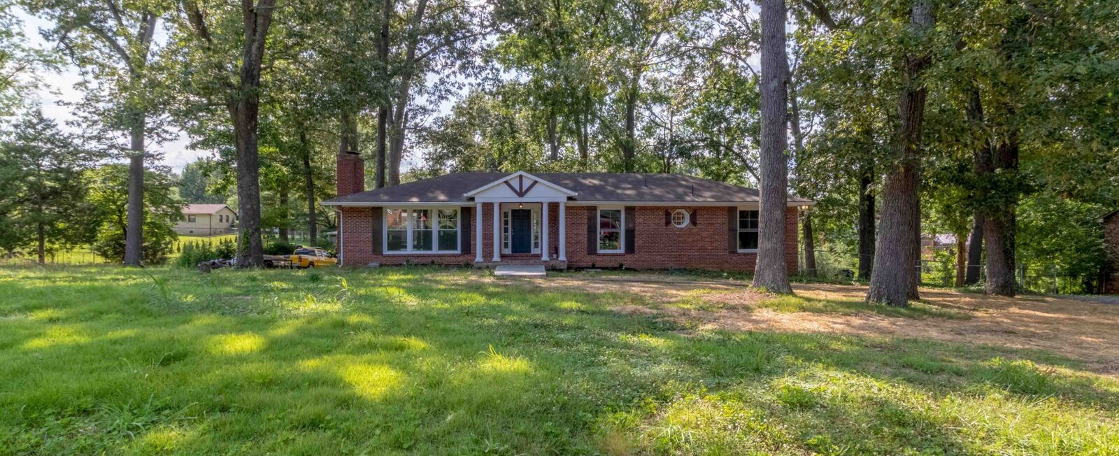 Property Photo:  411 Montrose Dr  TN 37042 
