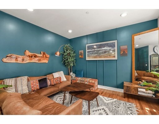 Property Photo: 274 Highland Ave 4 MA 02148