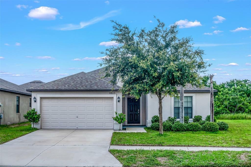 Property Photo: 10822 Whitecap Drive FL 33579