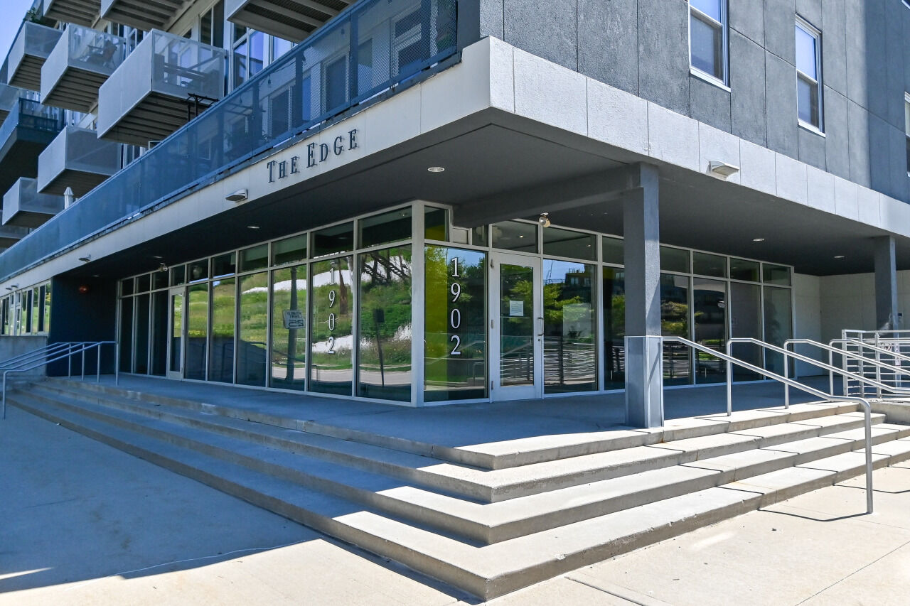 Property Photo: 1902 N Commerce St 405 WI 53212