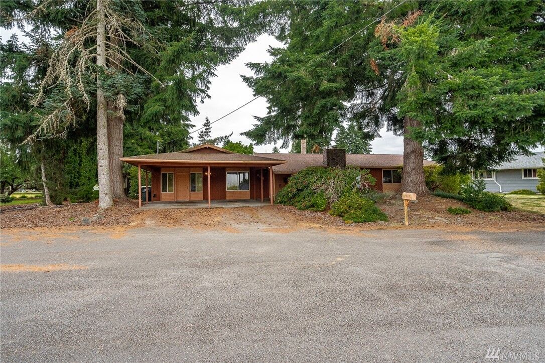 Property Photo: 208 Inglenook Dr WA 98531