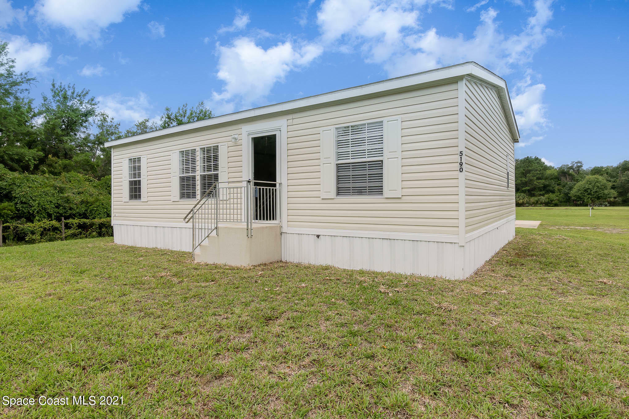 Property Photo:  5190 Blounts Ridge Road  FL 32754 