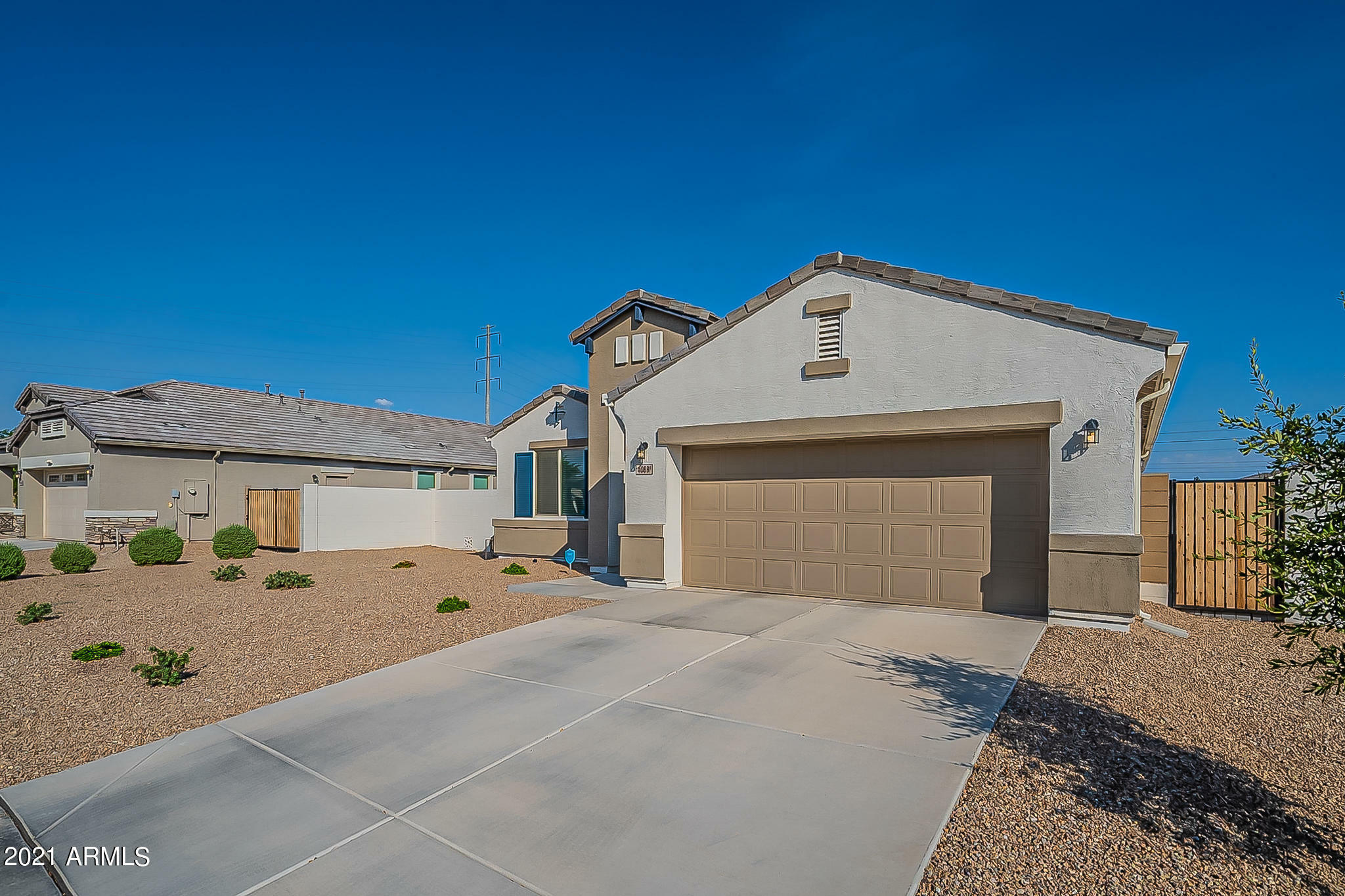 Property Photo:  40881 W Jenna Lane  AZ 85138 