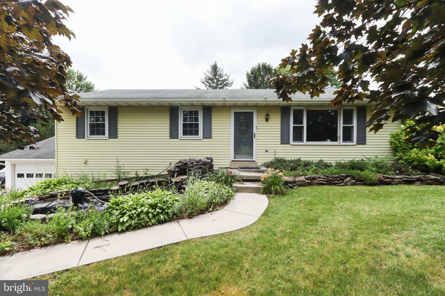 Property Photo:  7 Heritage Drive  PA 17331 