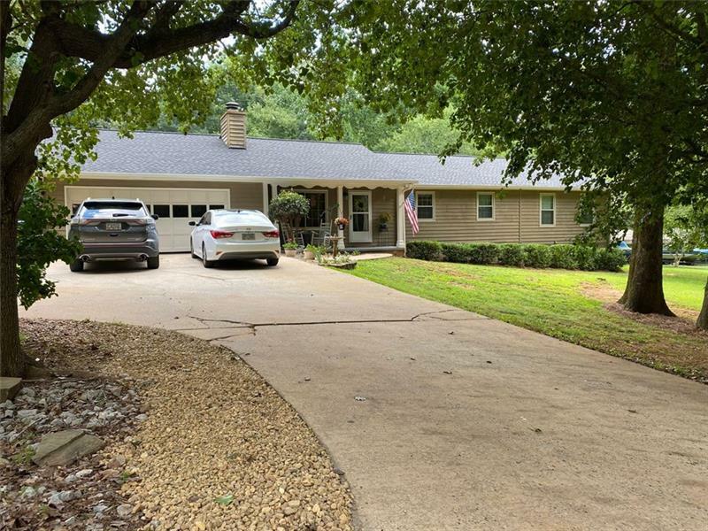 Property Photo: 5180 Oakwood Circle GA 30028