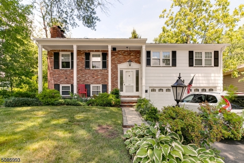 Property Photo:  137 E Roselle Ave  NJ 07204 