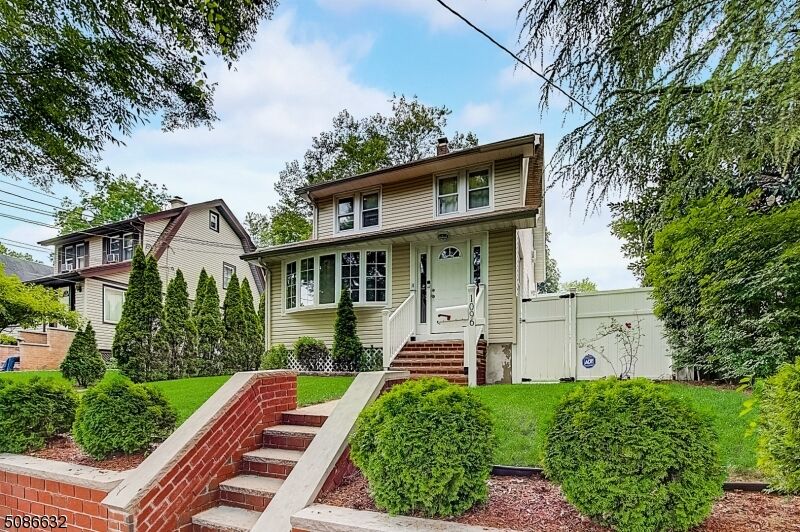 Property Photo: 1096 Stasia St NJ 07666