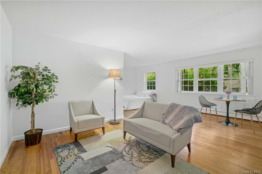 Property Photo:  105 Nottingham Road A  NY 10507 