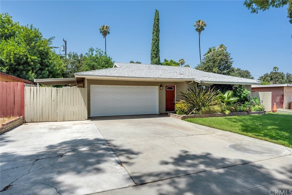 Property Photo:  3016 Maude Street  CA 92506 