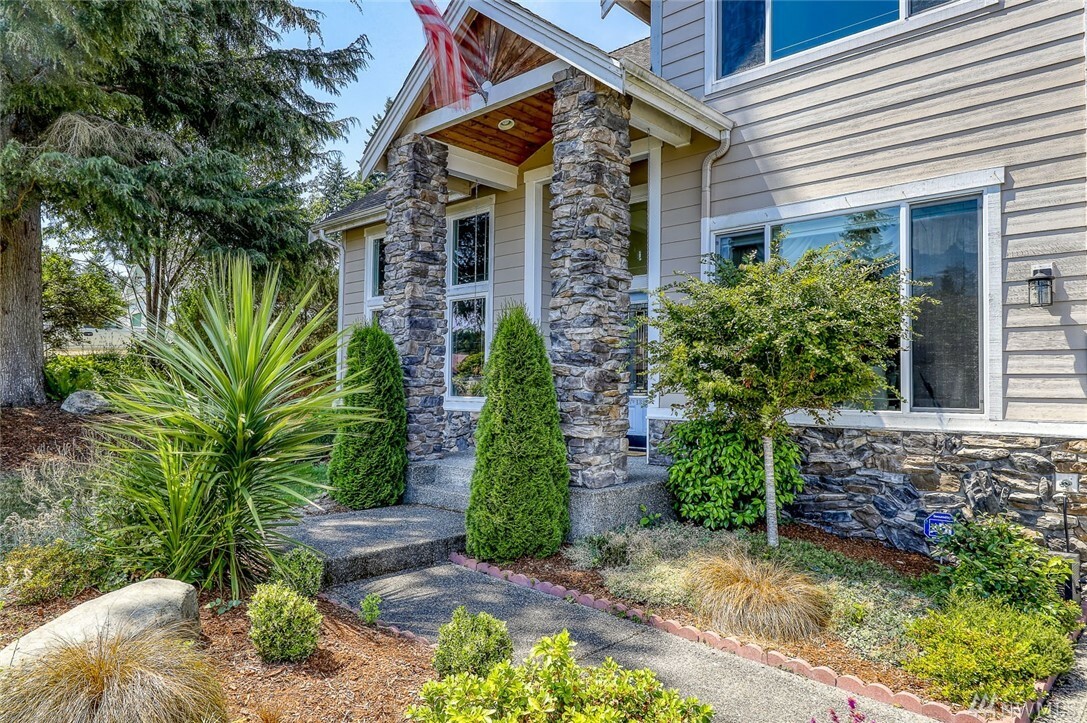 Property Photo: 13225 Bolin Point Place NE WA 98370