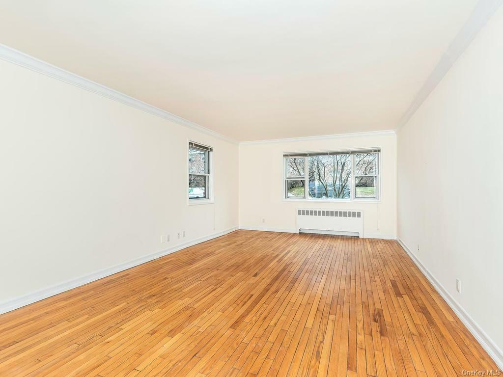 Property Photo:  35 S Broadway G5  NY 10533 