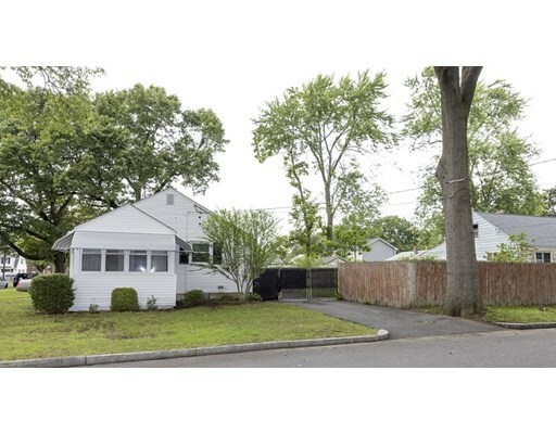 Property Photo: 35 Anne St MA 01104