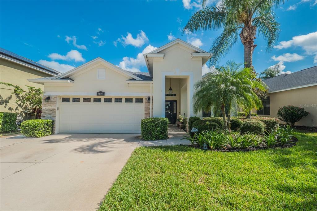 Property Photo:  8027 Saint James Way  FL 32757 