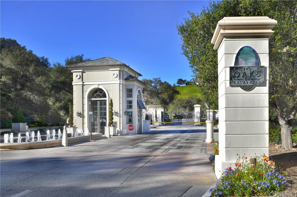 Property Photo:  3925 Prado Del Trigo  CA 91302 