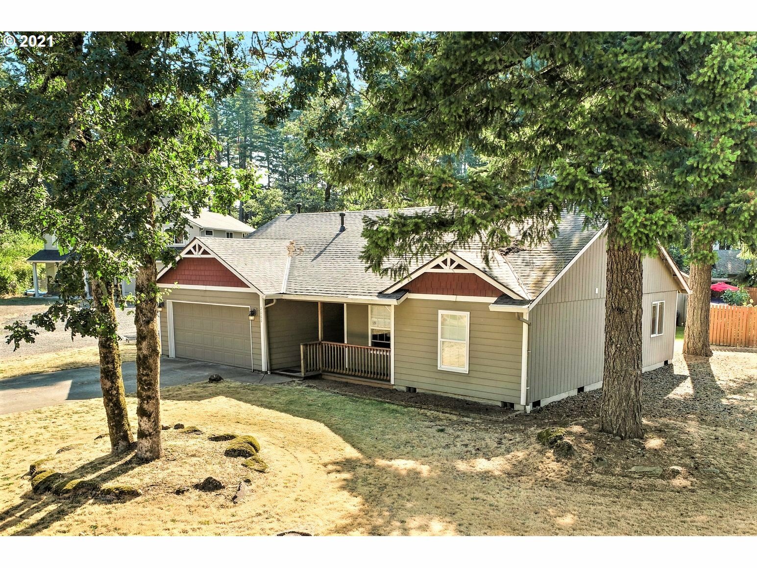 Property Photo:  2060 Greenleaf  WA 98639 