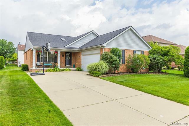 Property Photo:  42064 Milton Drive  MI 48111 