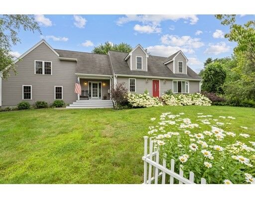 5 Russell Dr  Seekonk MA 02771 photo