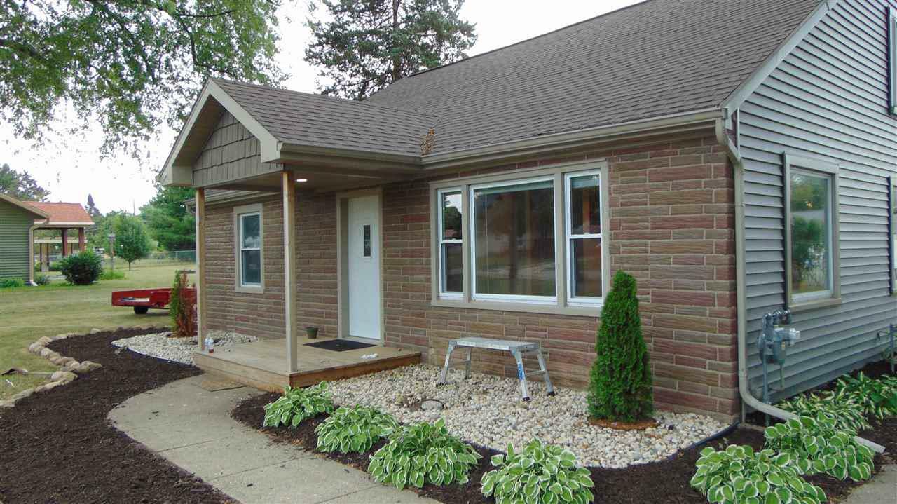 Property Photo:  2723 King St  WI 53546 