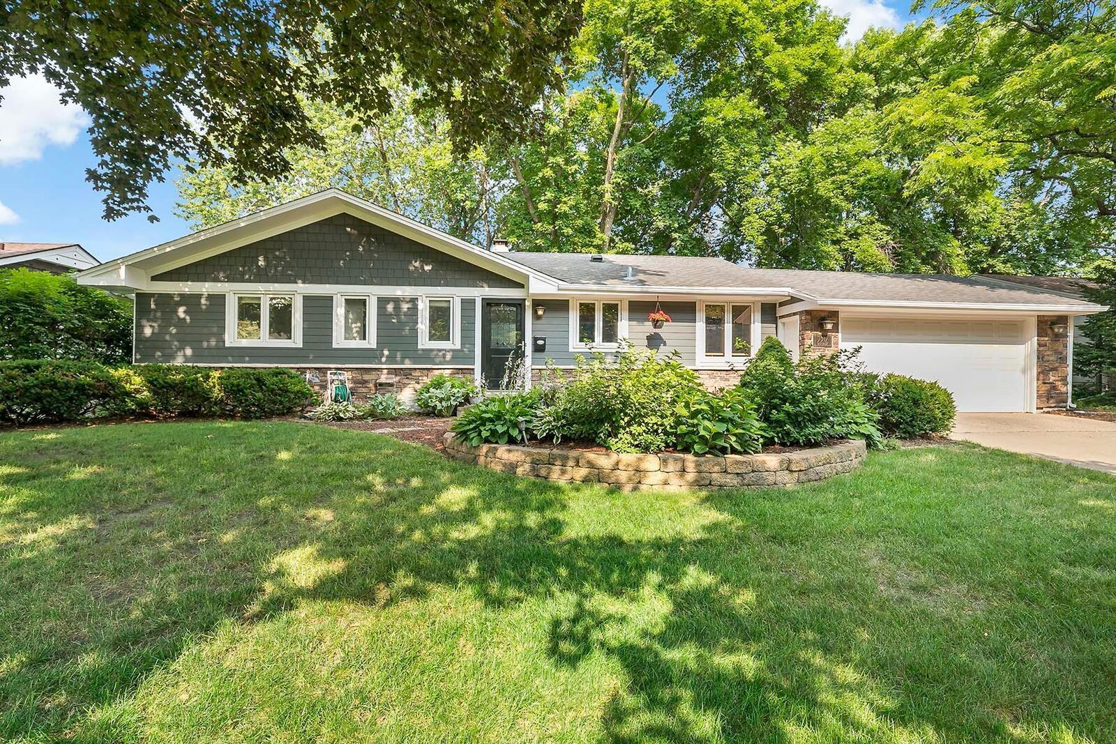 Property Photo: 7312 W Shore Drive MN 55435