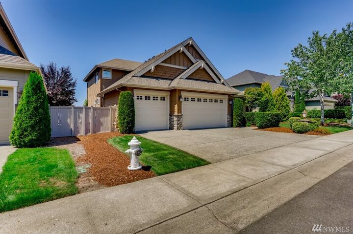 Property Photo: 18937 84th Place NE WA 98011