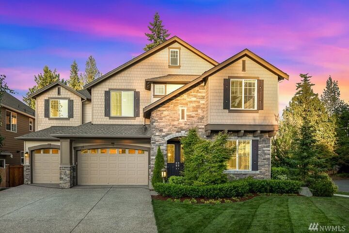 110 215th Ave NE  Sammamish WA 98074 photo