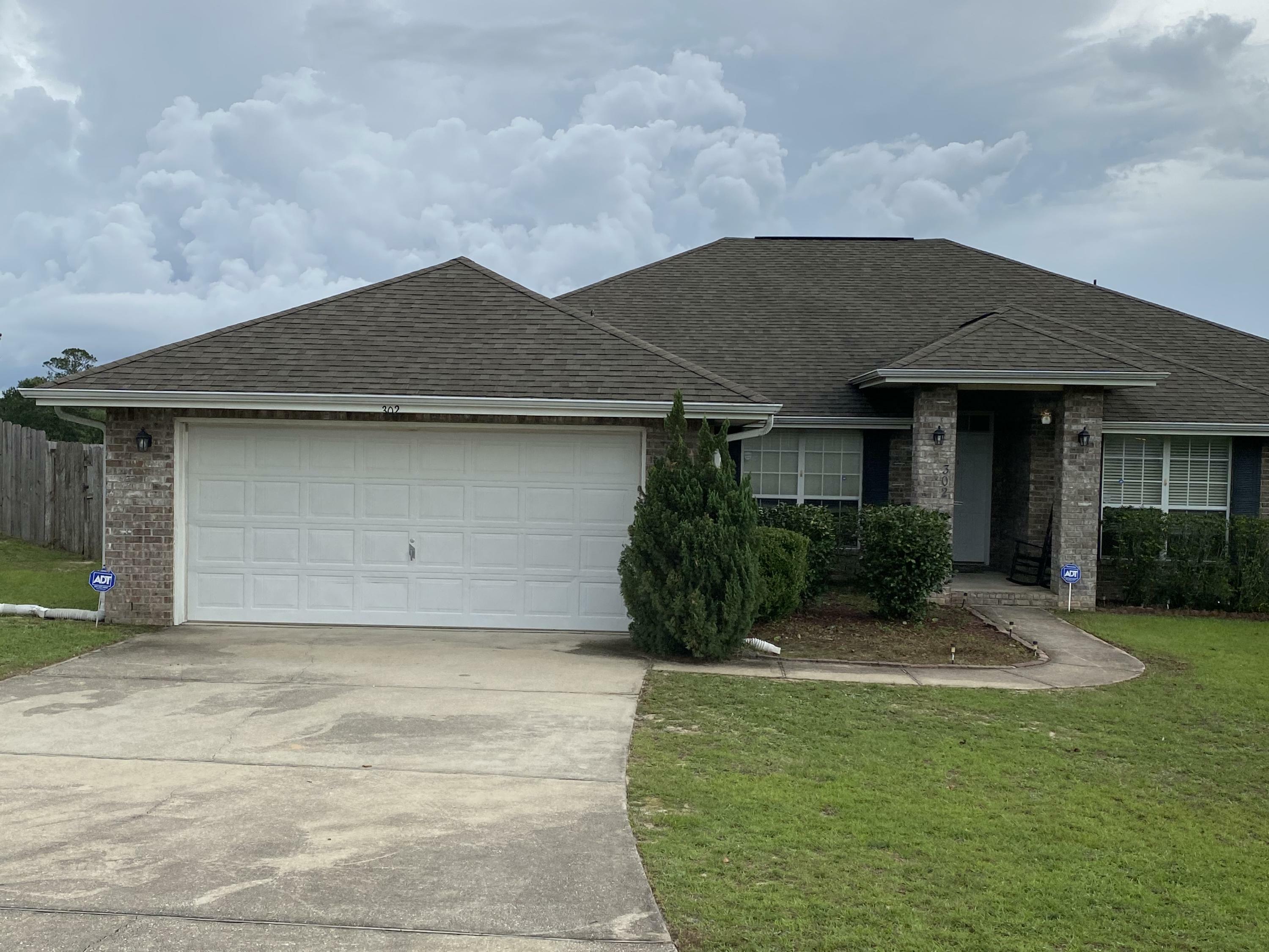 Property Photo:  302 Sidewinder Loop  FL 32536 