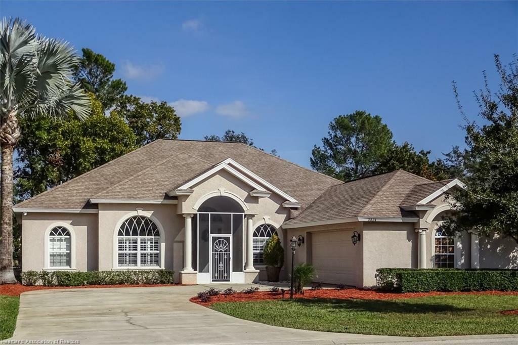 Property Photo:  2824 Briarwood Lane  FL 33875 