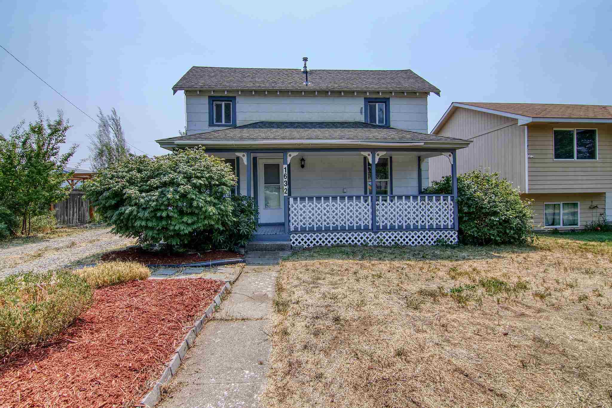 Property Photo:  1632 E Everett Ave  WA 99207 