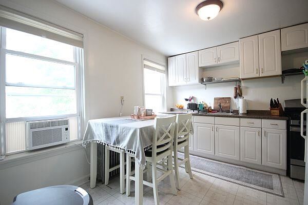 Property Photo: 220 Bloomfield St 3 NJ 07030