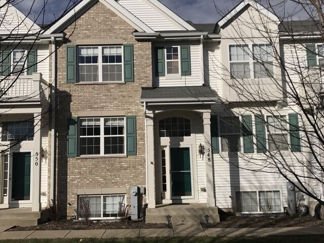 Property Photo:  548 Lincoln Station Drive 548  IL 60543 