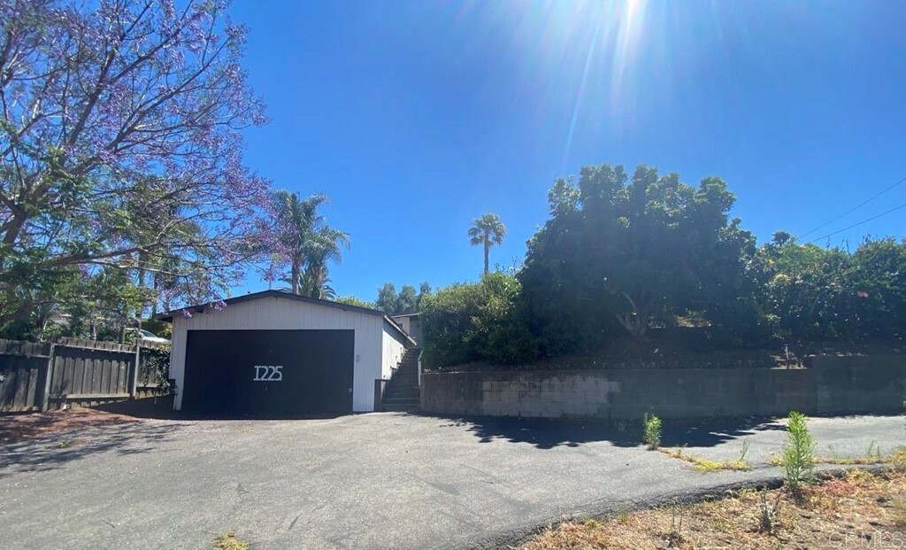 Property Photo:  1225 Foothill Dr.  CA 92084 