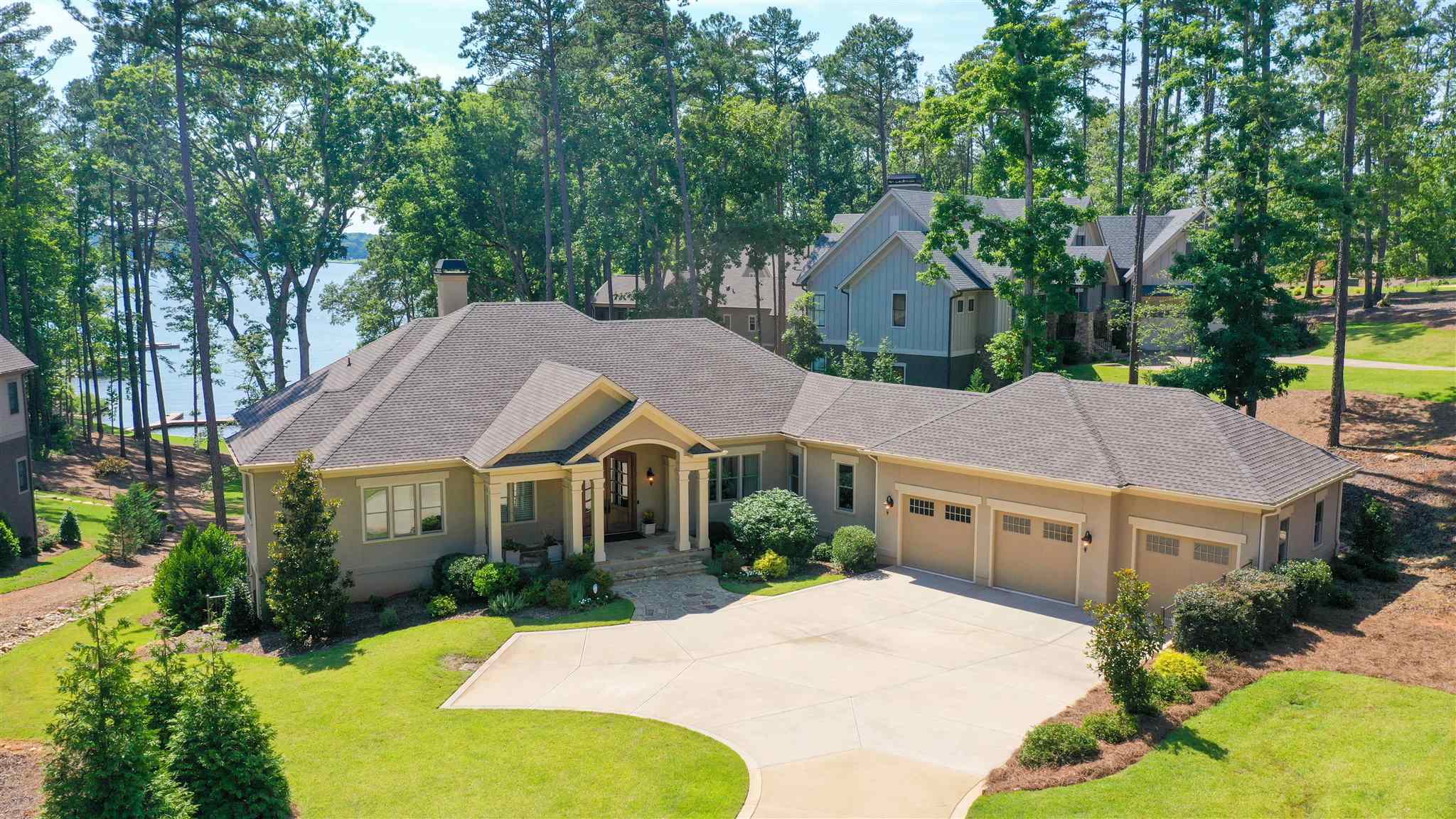 Property Photo: 2711 Linger Longer Road GA 30642