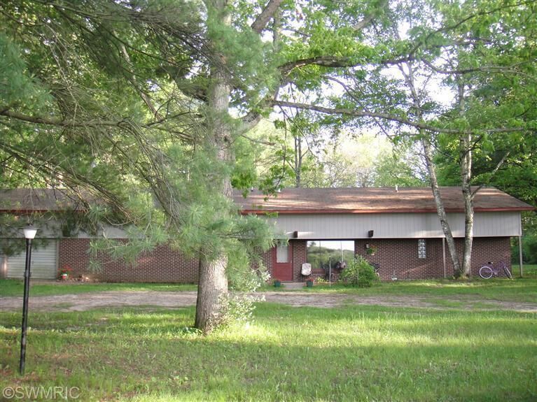 Property Photo:  600 E Croton Drive  MI 49337 