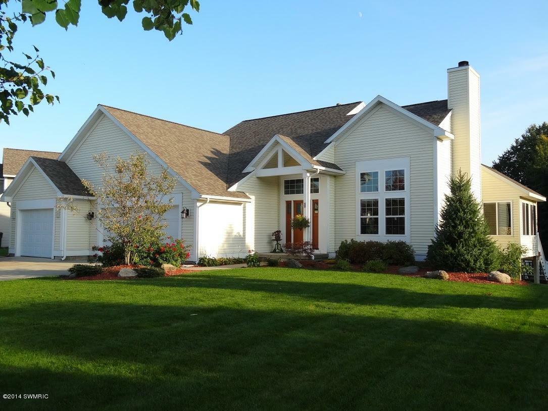 Property Photo: 346 Sandcastle Drive MI 49424