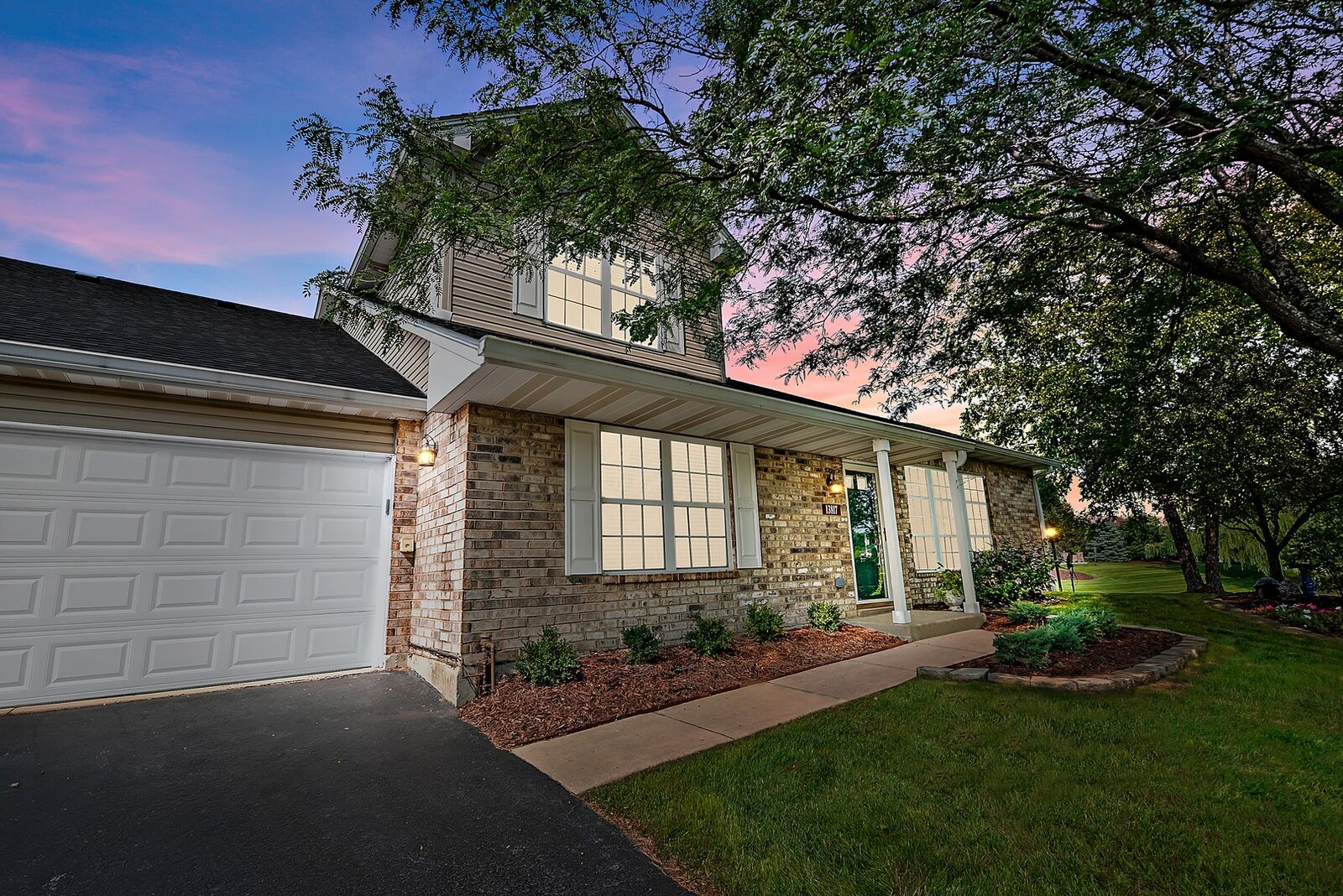 Property Photo:  13817 Cambridge Circle  IL 60544 