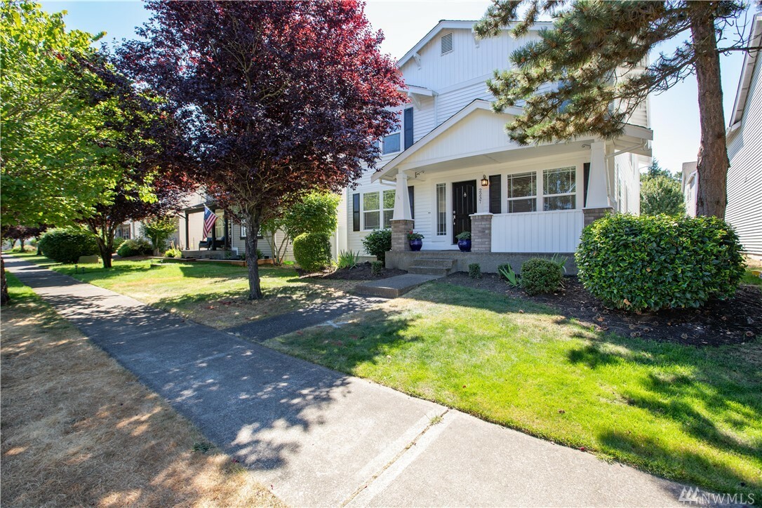 Property Photo:  2237 Tolmie St  WA 98327 