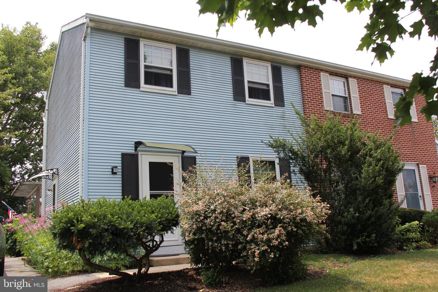 Property Photo: 2029 Aspen Lane PA 17512