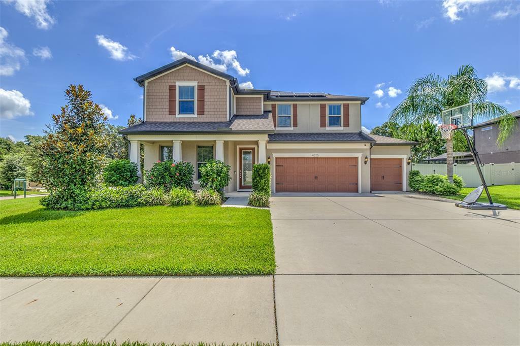 Property Photo:  4525 Glassyrock Drive  FL 33594 