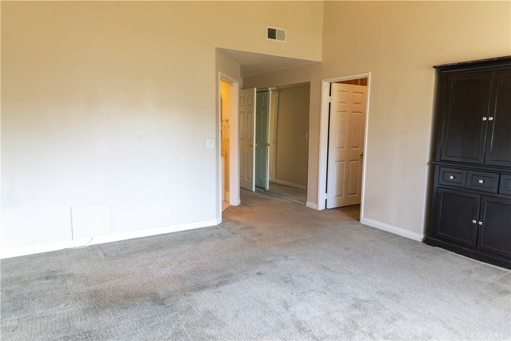 Property Photo:  19874 Deep Harbor Drive  CA 92648 